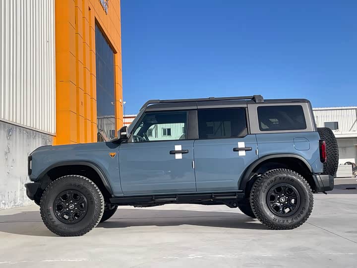 Ford Bronco 2024 2024款 2.3T 荒地