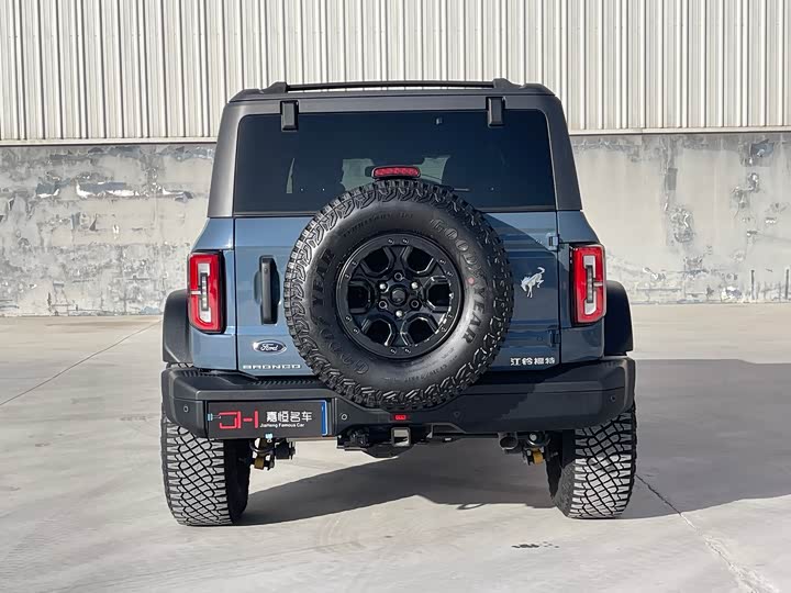 Ford Bronco 2024 2024款 2.3T 荒地