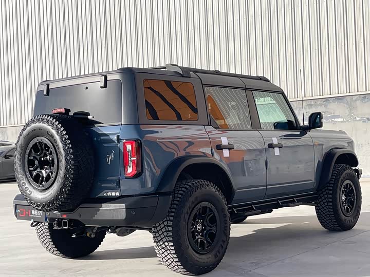 Ford Bronco 2024 2024款 2.3T 荒地