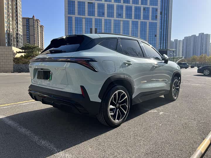 Jetour Shanhai L6 2024 2024款 1.5TD DHT ULTRA