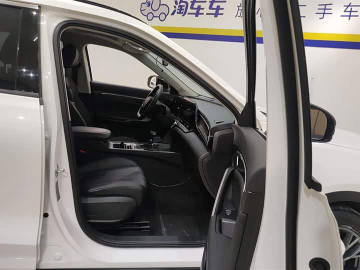 Bestune T55 2023 2023款 1.5T 自动飞跃款