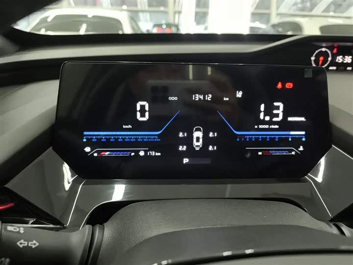 Changan Oshan Z6 2023 2023款 蓝鲸 1.5T DCT智酷型