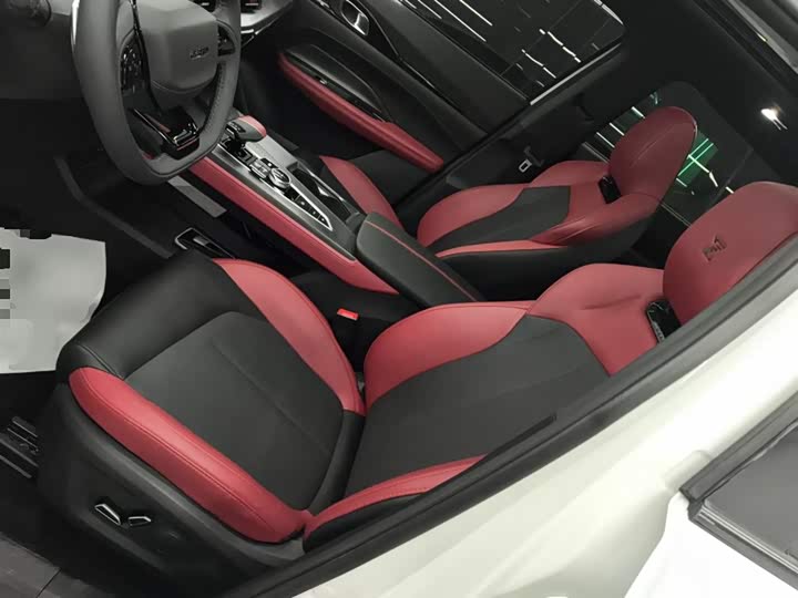 Changan Oshan Z6 2023 2023款 蓝鲸 1.5T DCT智酷型