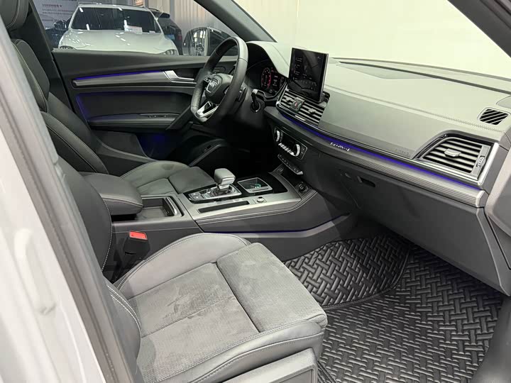 Audi Q5L Sportback 2022 2022款 40 TFSI 豪华型