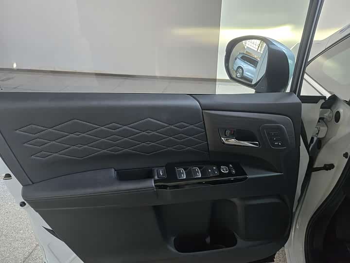 Honda Elysion 2024 2024款 2.0L e:HEV 豪华版