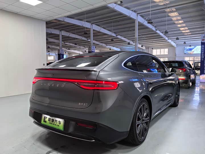 Luxeed R7 2025 2025款 增程 331km Ultra