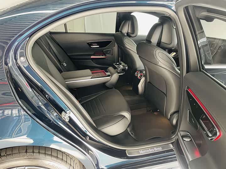 Mercedes-Benz C-Class 2025 2025款 C 260 L 运动版