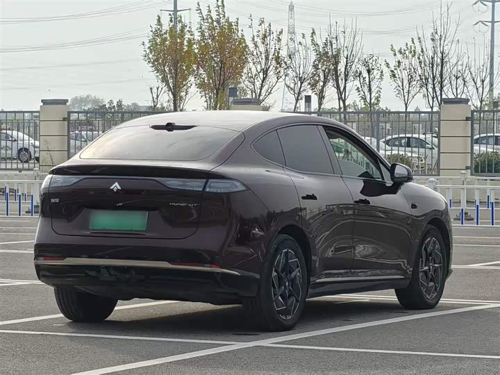 GAC Hyptec HT 2023 2023款 670 后驱特高压NDA版