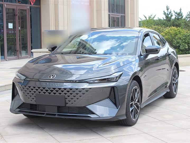 Changan UNI-V Hybrid 2024 2024款 蓝鲸智电iDD 136km 智酷型