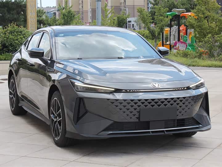 Changan UNI-V Hybrid 2024 2024款 蓝鲸智电iDD 136km 智酷型