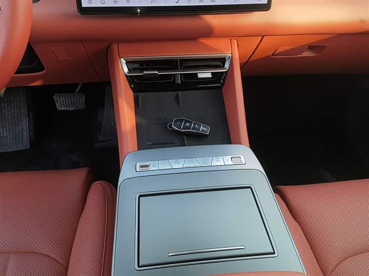 BYD Tang L 2025 2025款 DM 200KM四驱激光雷达旗舰型