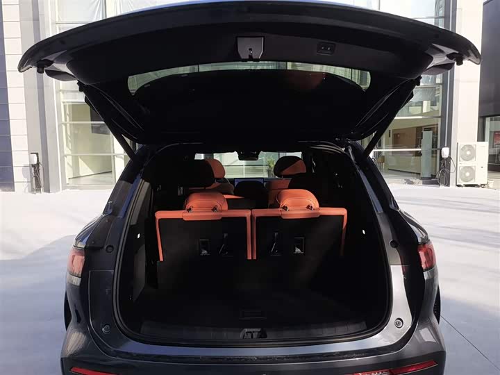 BYD Tang L 2025 2025款 DM 200KM四驱激光雷达旗舰型