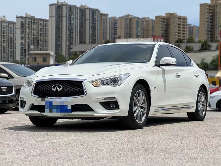 Infiniti Q50L 2022 2022款 2.0T 舒适版