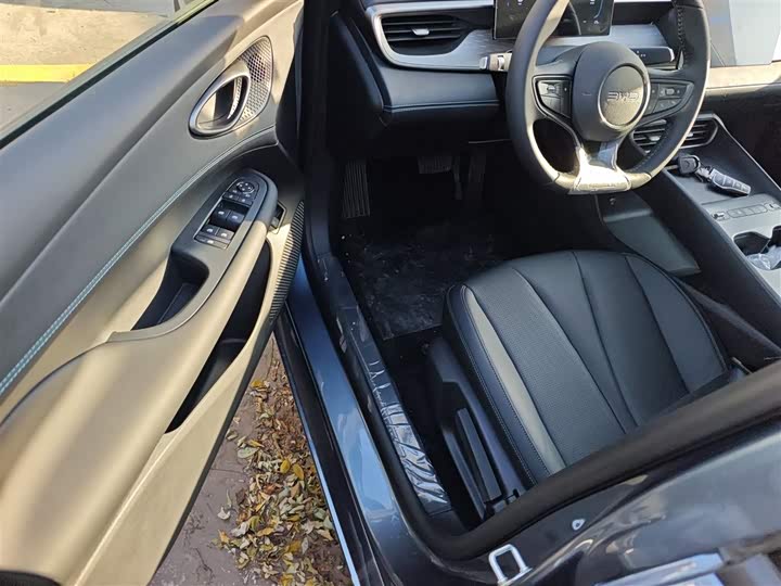 BYD Seal 05 DM-i Hybrid 2026 2026款 DM-i 128KM豪华型