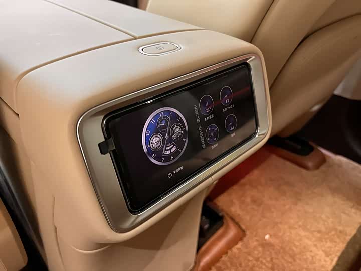 Aito M9 2025 2025款 增程 Ultra版 52kWh 6座版