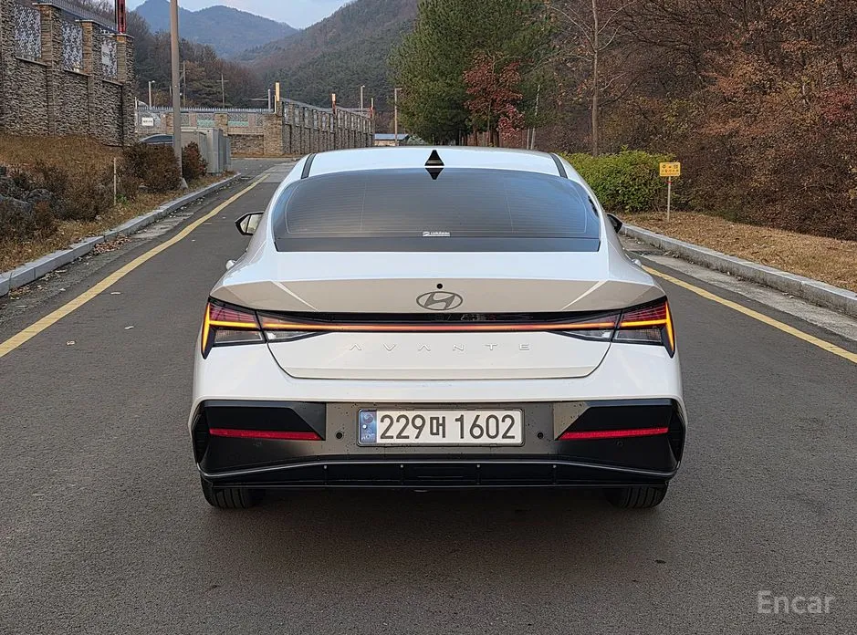 Hyundai Avante 2023 1.6