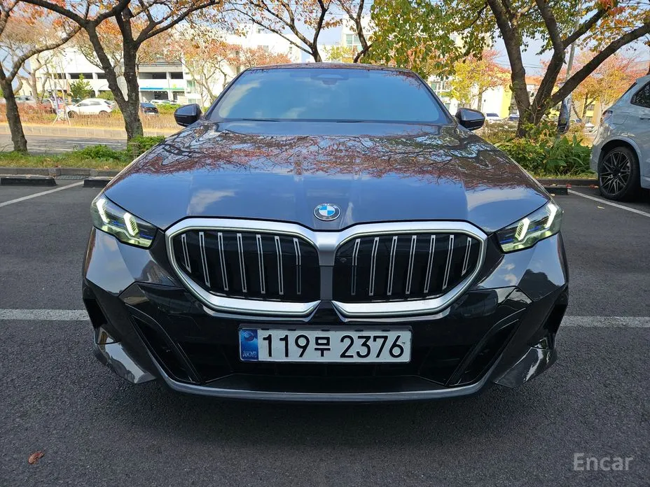 BMW 5 Series 2023 530i xDrive M Sport