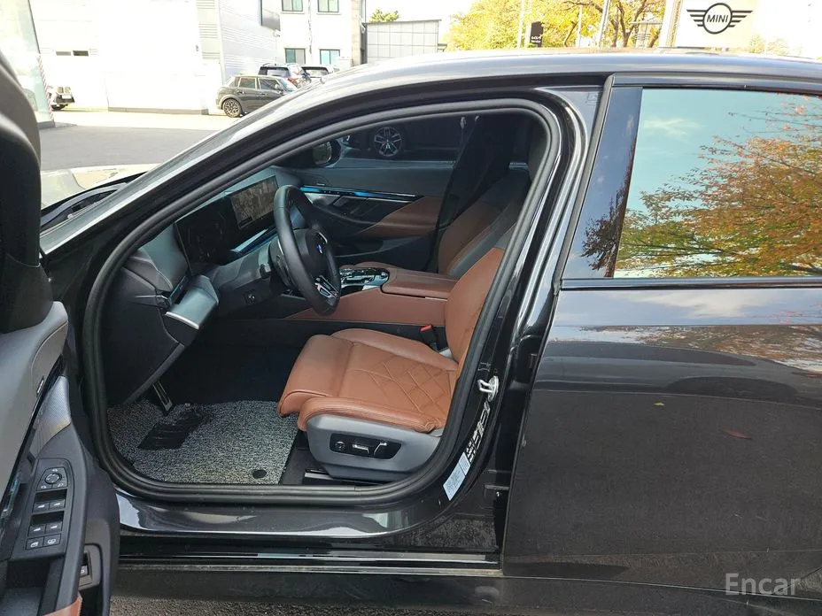 BMW 5 Series 2023 530i xDrive M Sport