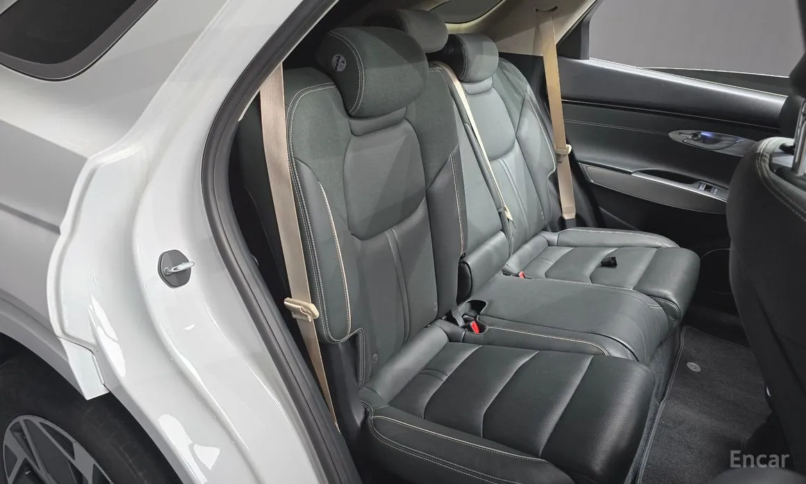 Genesis GV70 2022 e-AWD