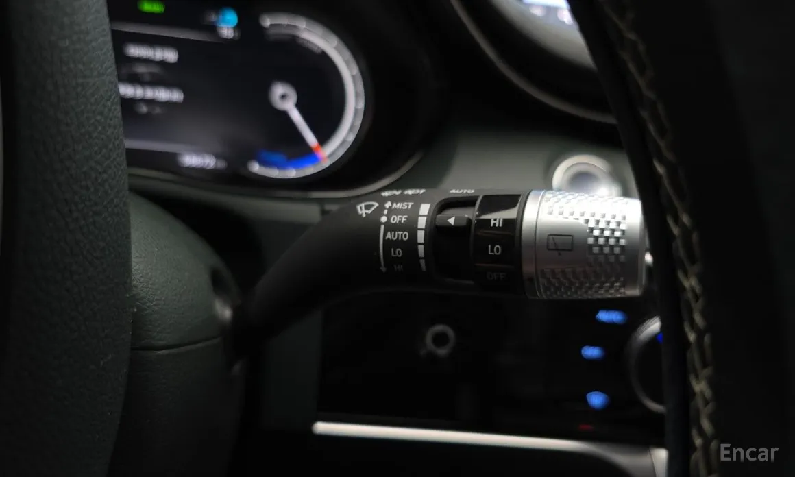 Genesis GV70 2022 e-AWD