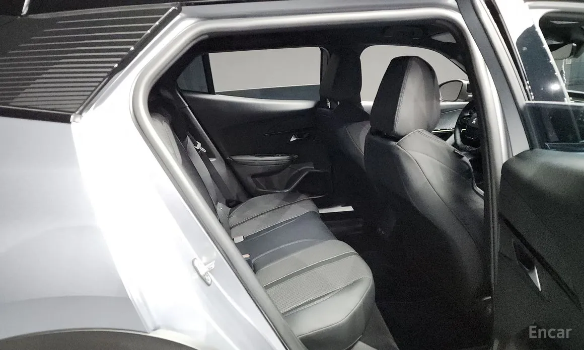 Peugeot 2008 2020 EV GT