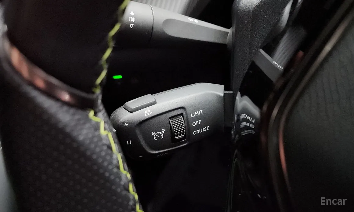 Peugeot 2008 2020 EV GT