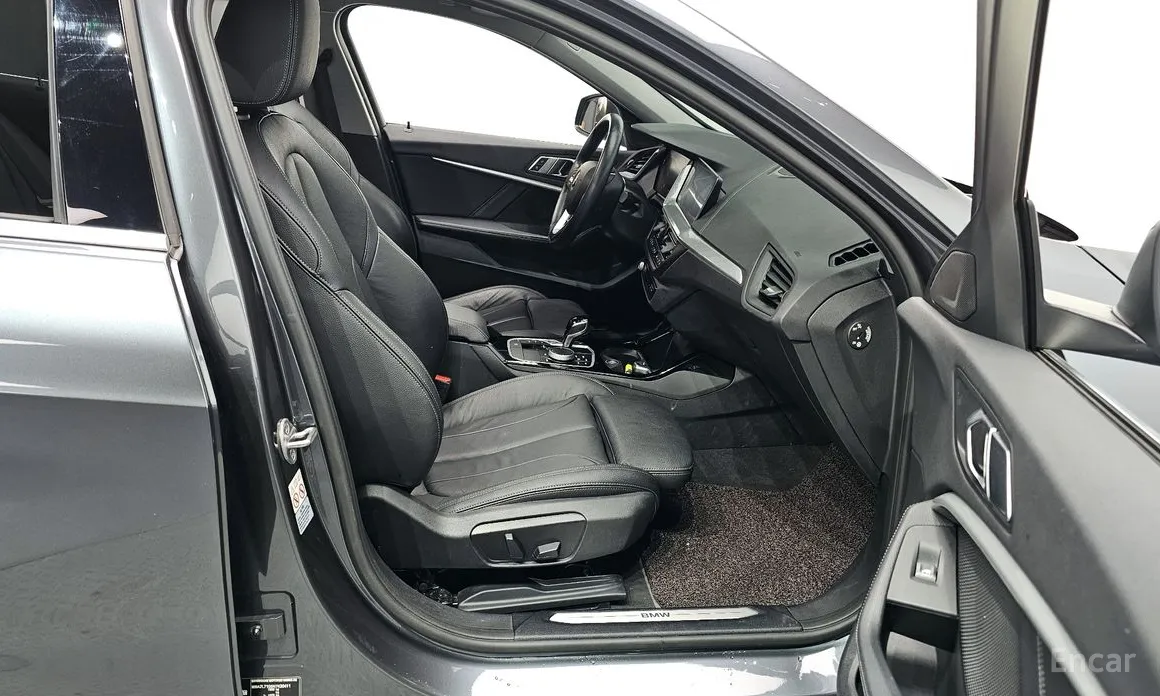 BMW 1 Series 2020 120i Sports