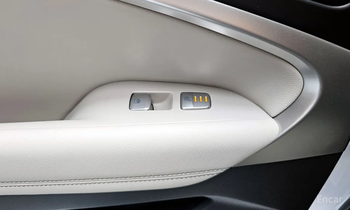 Genesis G70 2022 Gasoline 2.0T 2WD