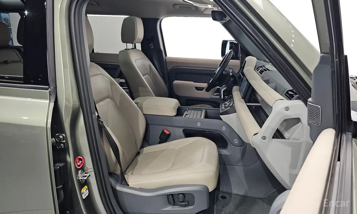 Land Rover Defender 2020 110 D250 SE