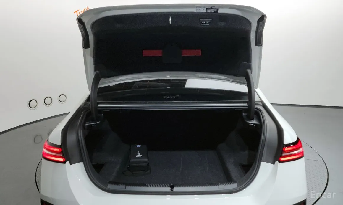 BMW 5 Series 2023 520i M Sport