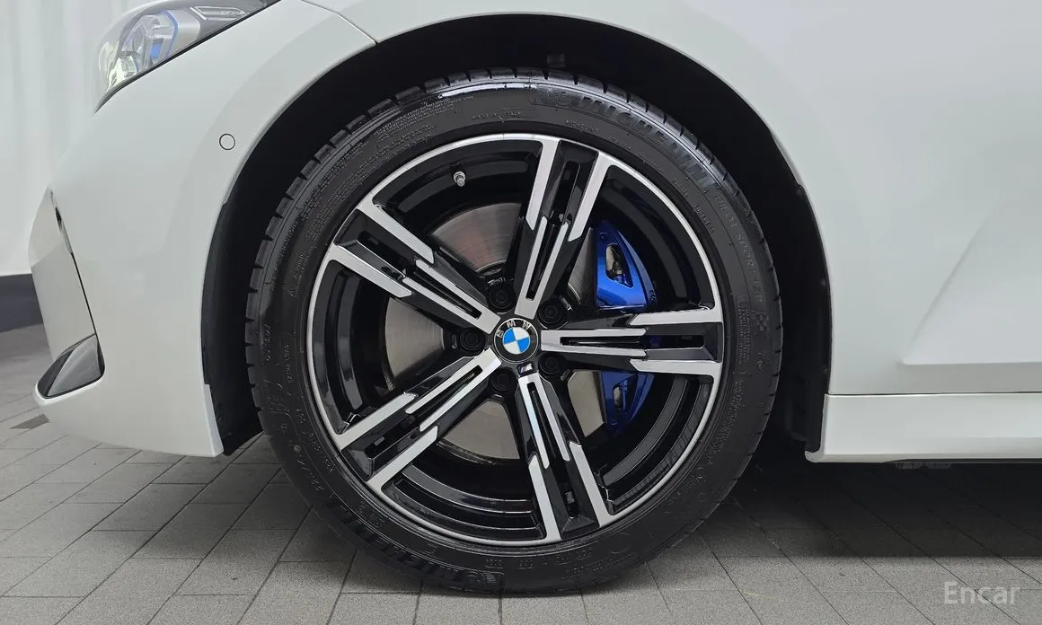 BMW 3 Series 2019 320i Touring M Sports
