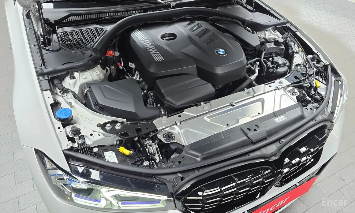 BMW 3 Series 2019 320i Touring M Sports