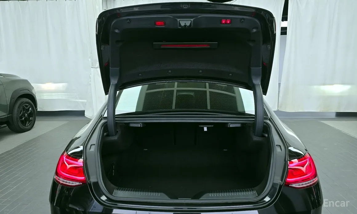 Mercedes-Benz CLS-Class 2018 CLS300d 4MATIC