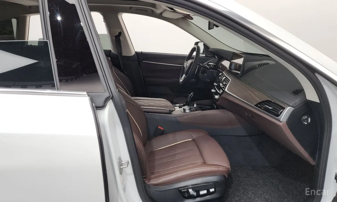 BMW Gran Turismo 2017 630i xDrive Luxury