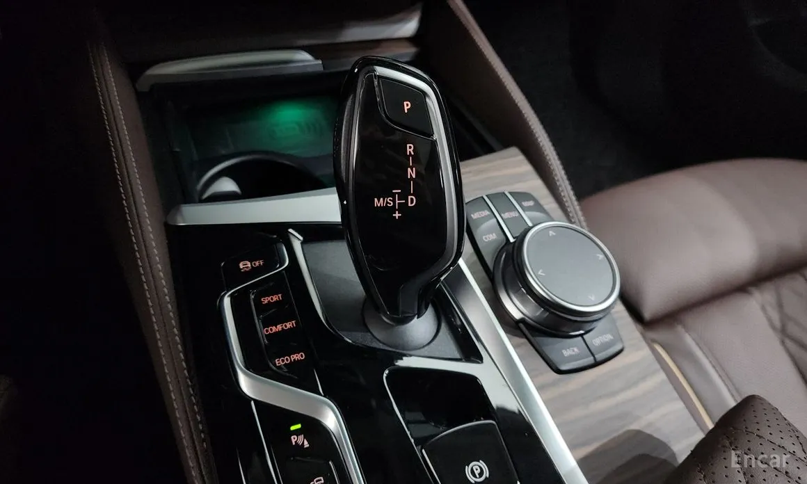 BMW Gran Turismo 2017 630i xDrive Luxury