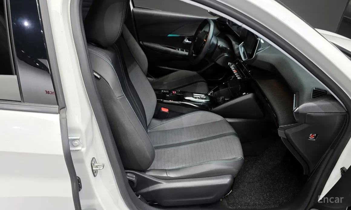 Peugeot 208 2020 Allure