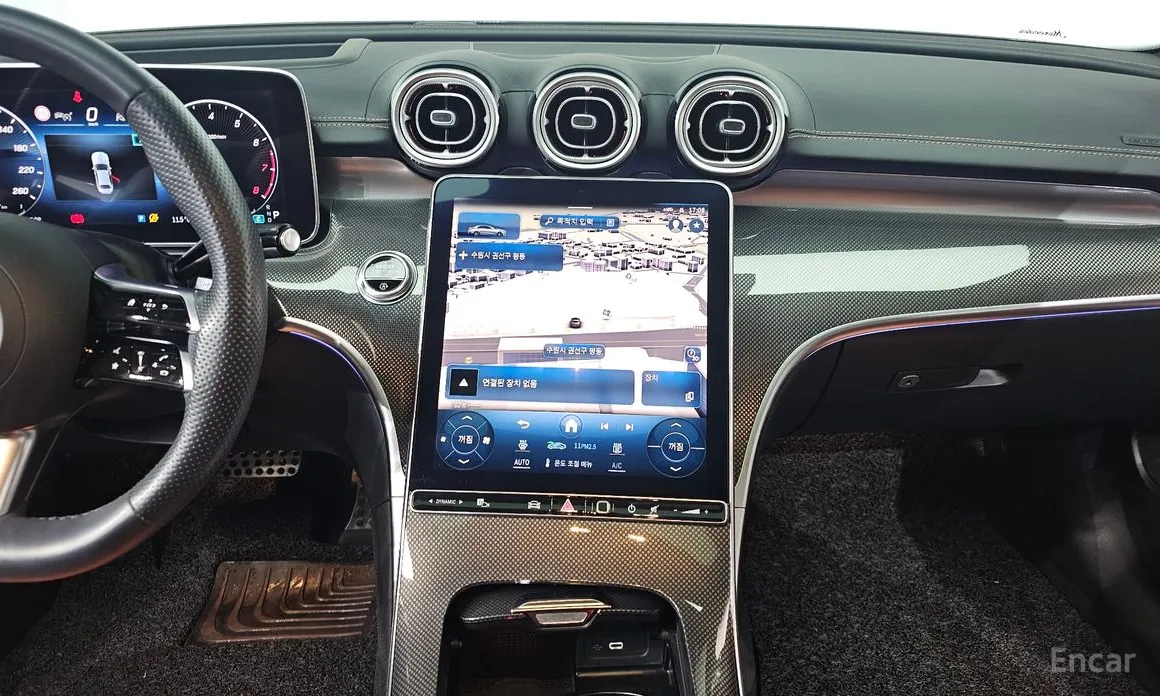 Mercedes-Benz C-Class 2022 C300 4MATIC AMG Line