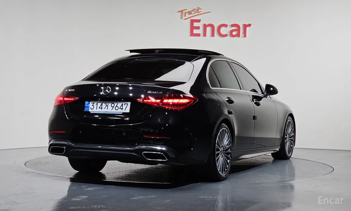 Mercedes-Benz C-Class 2022 C300 4MATIC AMG Line