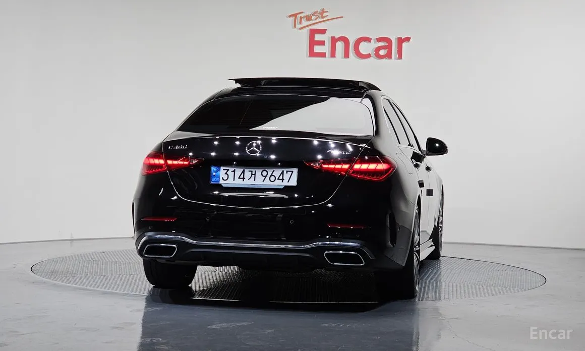 Mercedes-Benz C-Class 2022 C300 4MATIC AMG Line