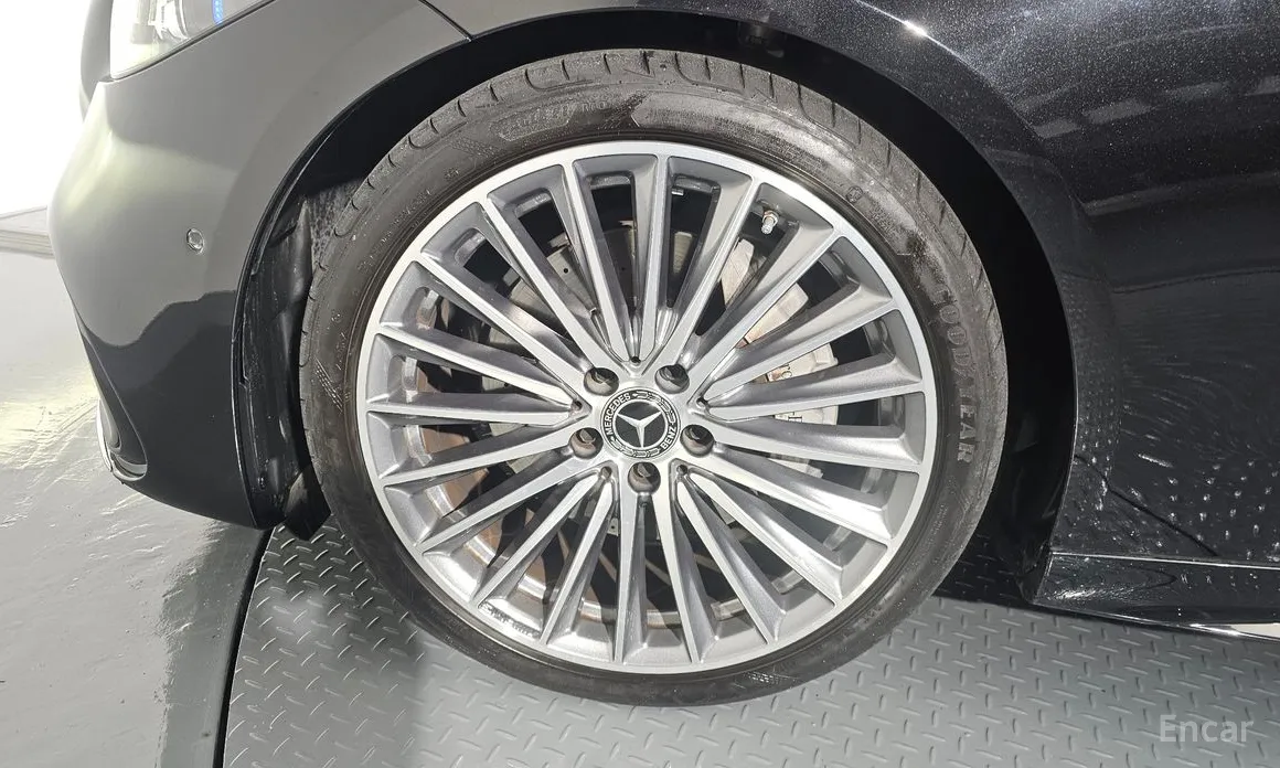 Mercedes-Benz C-Class 2022 C300 4MATIC AMG Line