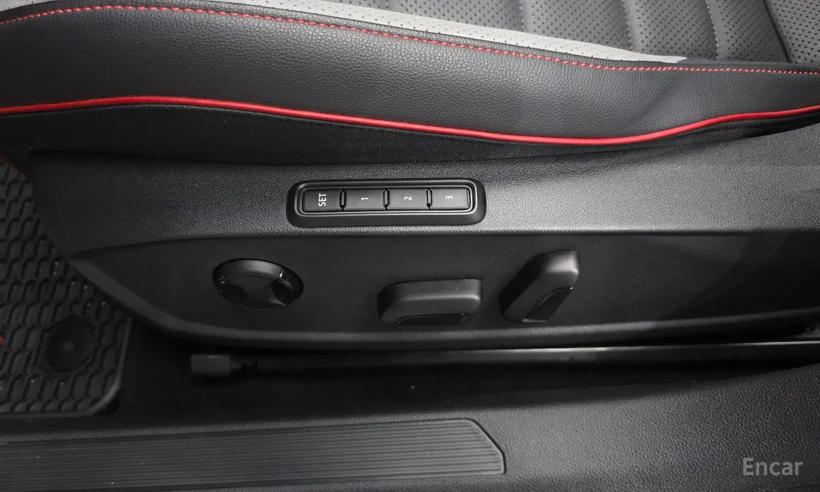 Volkswagen Golf 2022 2.0 GTI