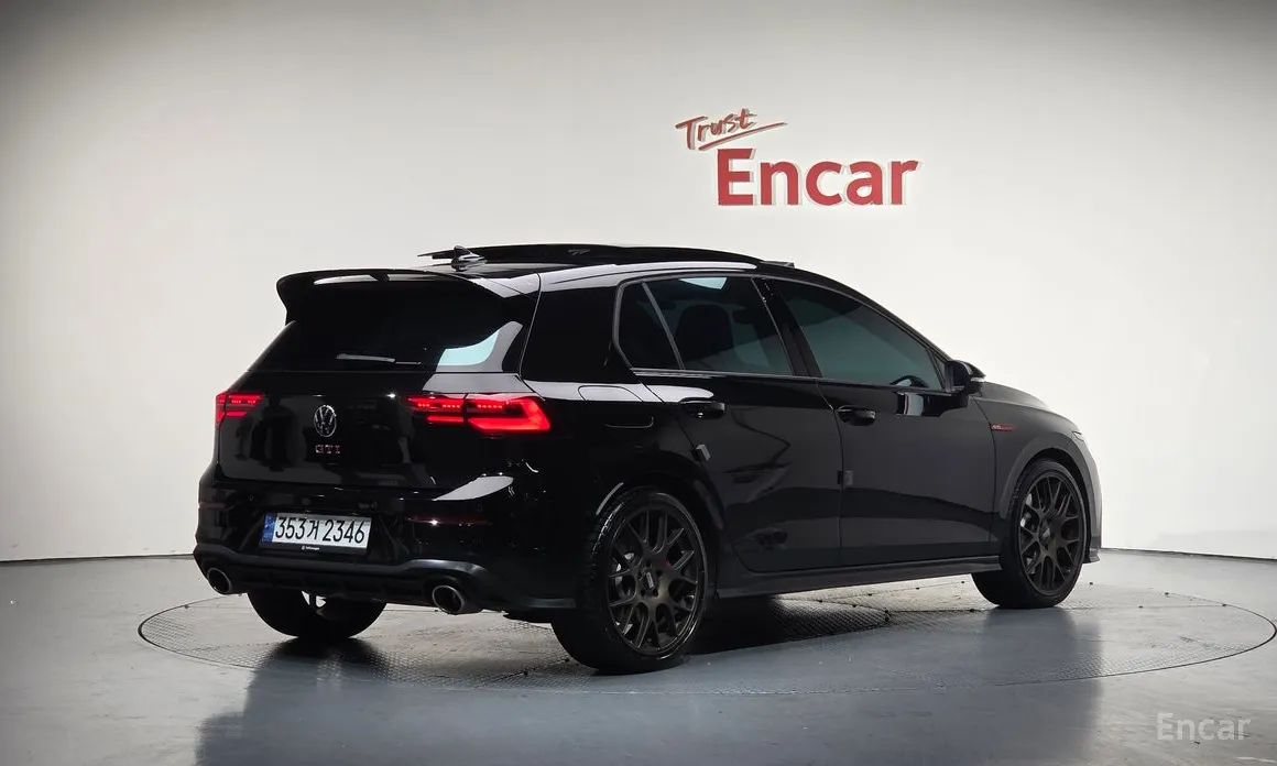 Volkswagen Golf 2022 2.0 GTI