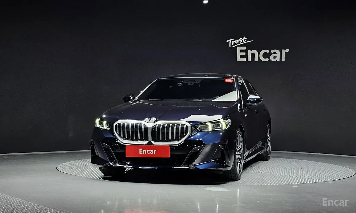 BMW 5 Series 2023 520i M Sport