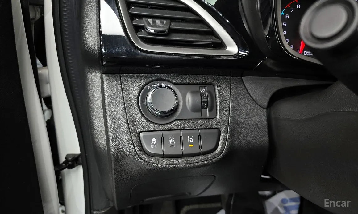 Chevrolet Spark 2018 Red Pick Edition