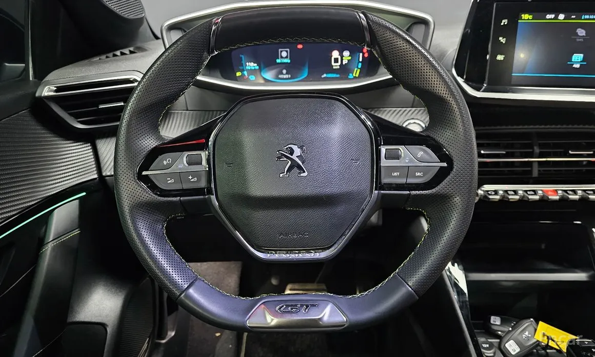 Peugeot 208 2020 GT