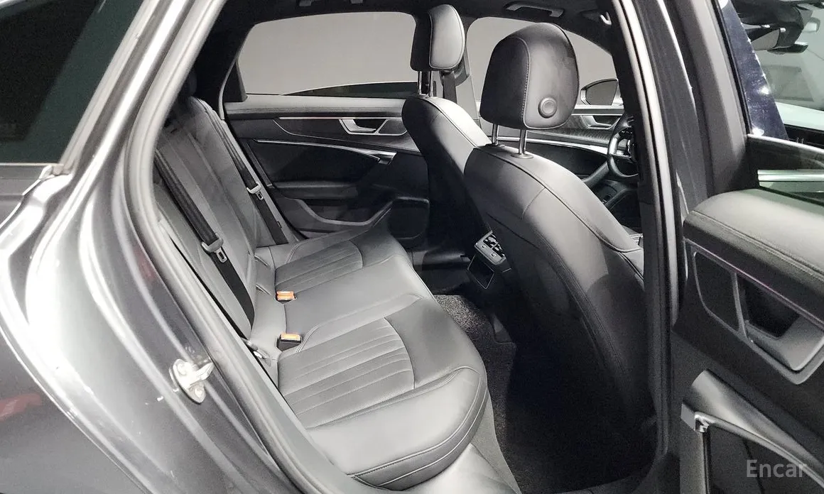 Audi A6 2019 45 TFSI Quattro Premium