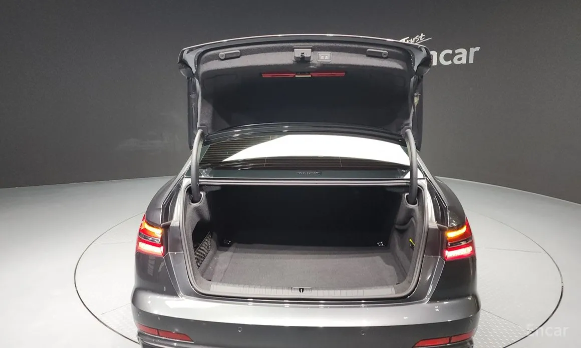 Audi A6 2019 45 TFSI Quattro Premium