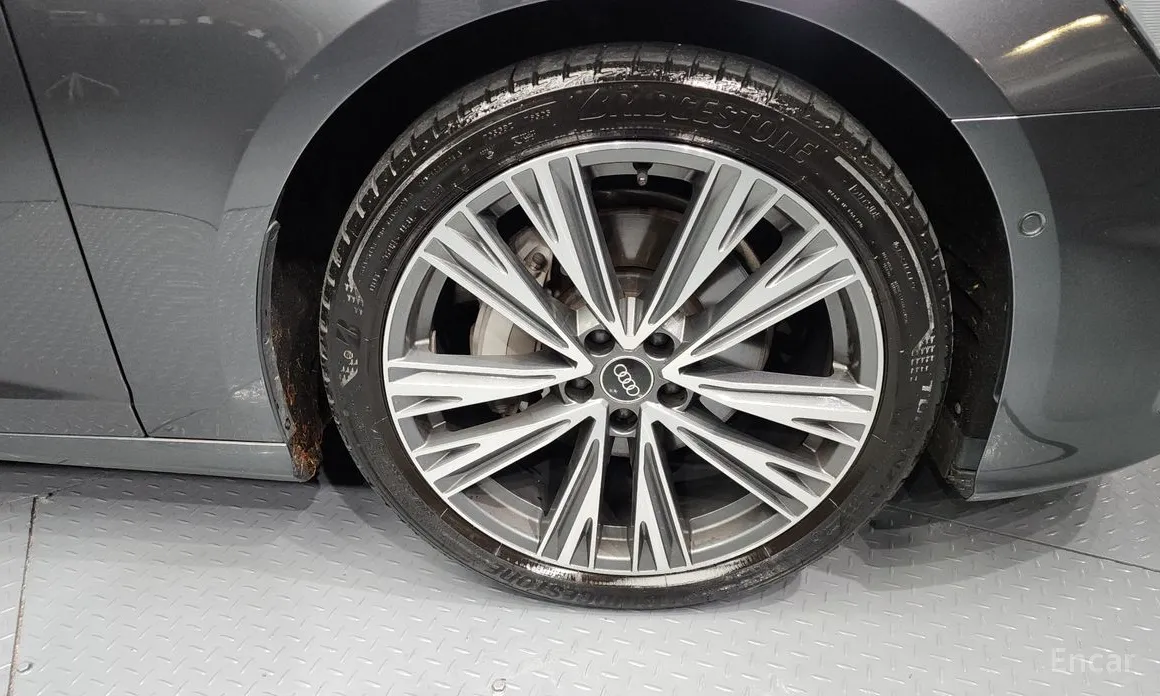 Audi A6 2019 45 TFSI Quattro Premium