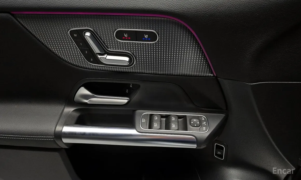 Mercedes-Benz EQA 2021 EQA250 AMG Line