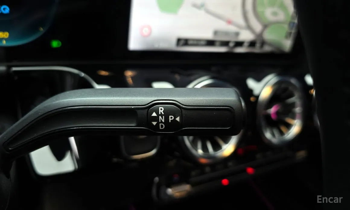 Mercedes-Benz EQA 2021 EQA250 AMG Line